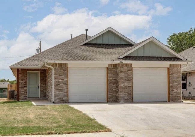 Building Photo - 1418 SW Texas Ave Rental