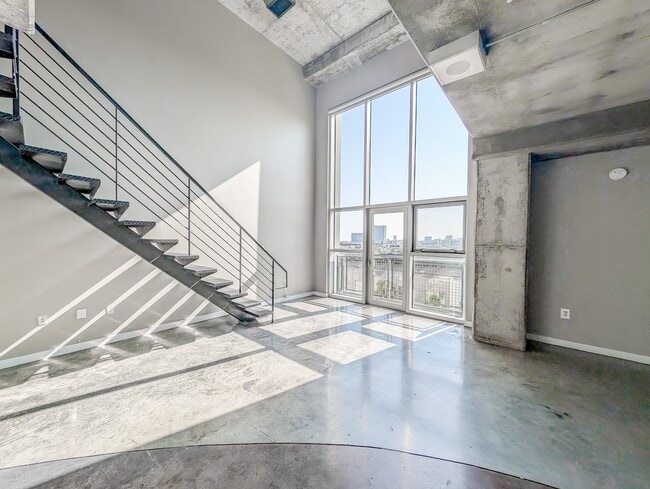 Photo - 2000 Bagby St Unit 7417