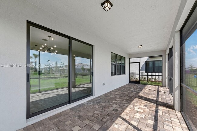 4470 Waterside Dr