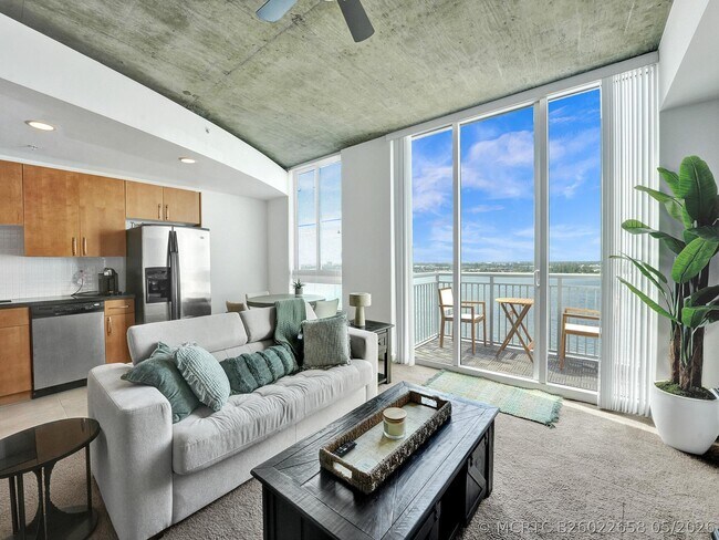 300 S Australian Ave Unit 1009