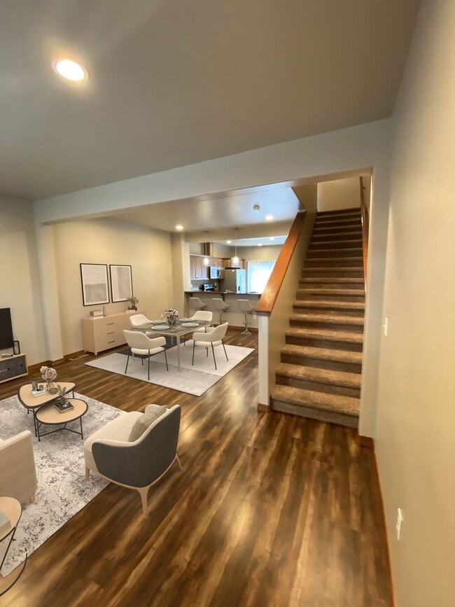 Photo - Lower Rent? And $500 Off Your First Month's Rent? In This Economy?! That Means More Money for Tacos!
