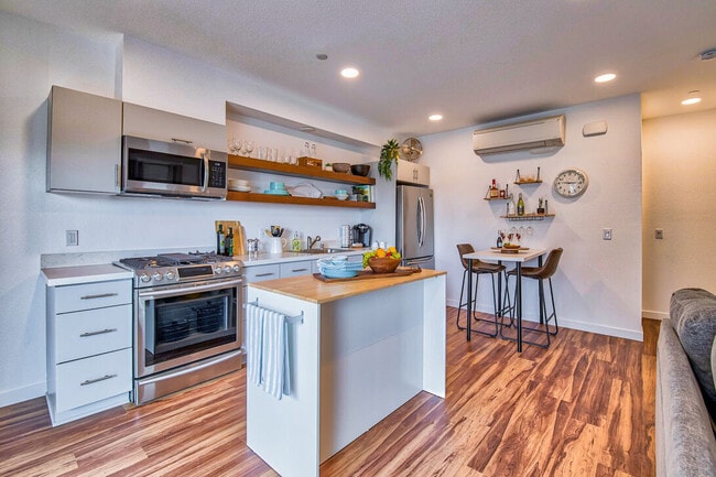 Photo - The Broadway