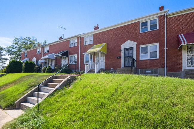 Photo - 1028 Tunbridge Rd