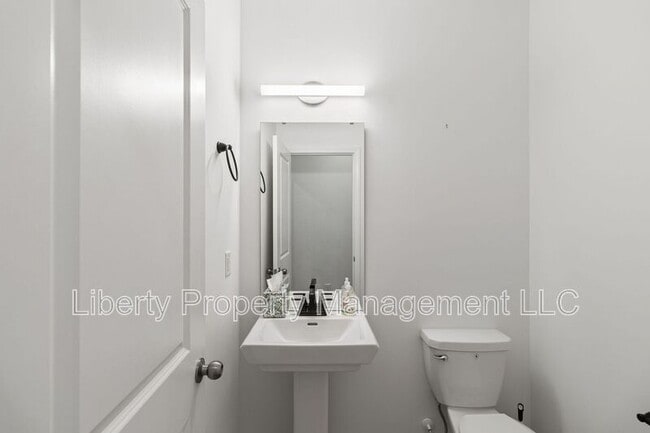 Photo - 472 Copperleaf Dr