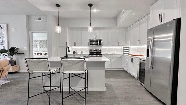 Building Photo - Legacy Cool Springs Rental