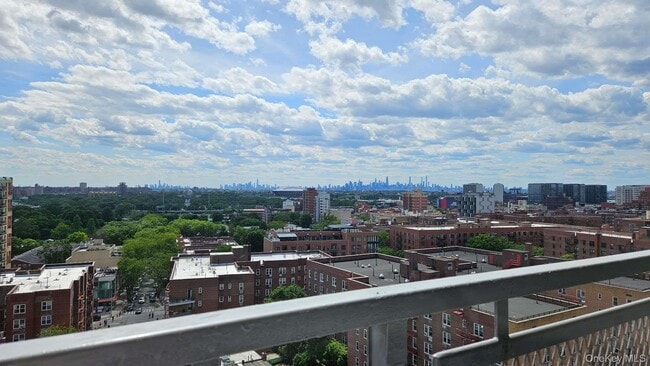 Photo - 42-55 Colden St Unit 16P
