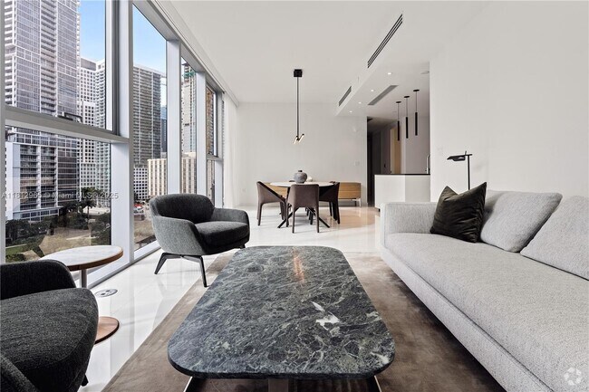 Building Photo - 300 Biscayne Blvd Way Unit 804 Rental