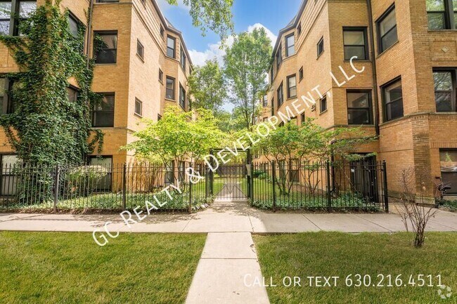 Building Photo - 7635 N Greenview Ave Unit 2E Rental