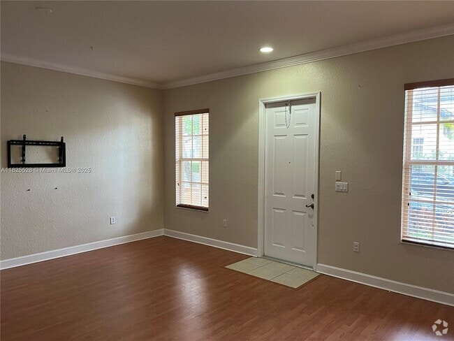 Building Photo - 14626 SW 5th St Rental