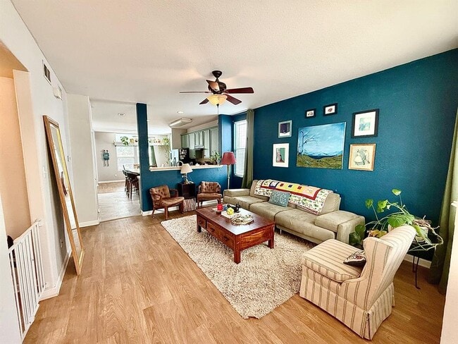 Photo - 506 Shadow Point