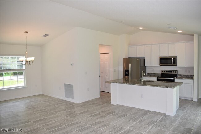 Photo - 1800 Merced St