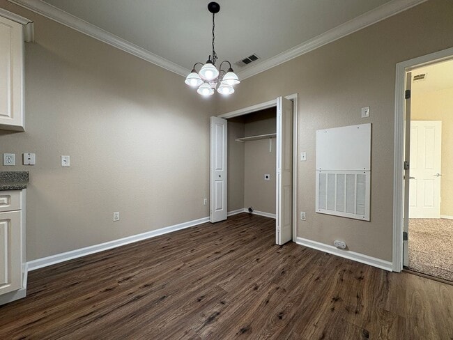 Photo - One Bed Condo in Gated Davis Oaks Community