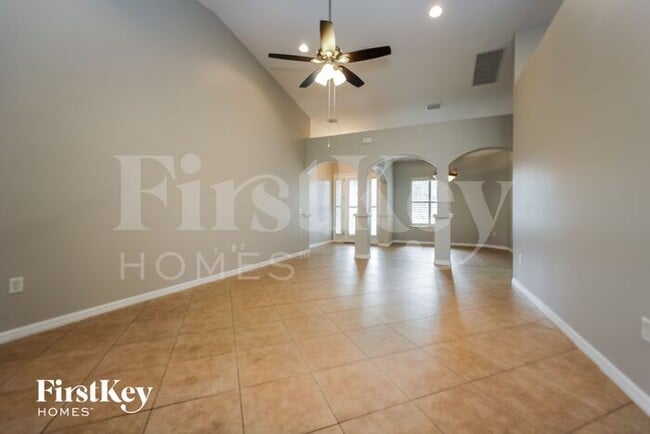 Photo - 10139 Yonaomi Cir