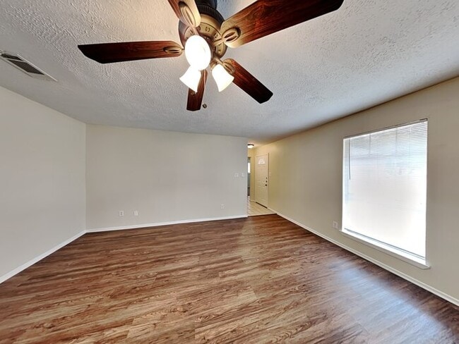 Photo - 14114 Fleur De Lis Blvd