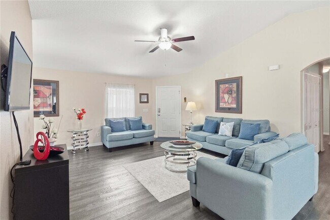 Photo - 356 Earlmont Pl