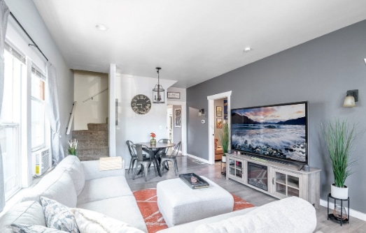 Photo - 5820 S Montgomery St