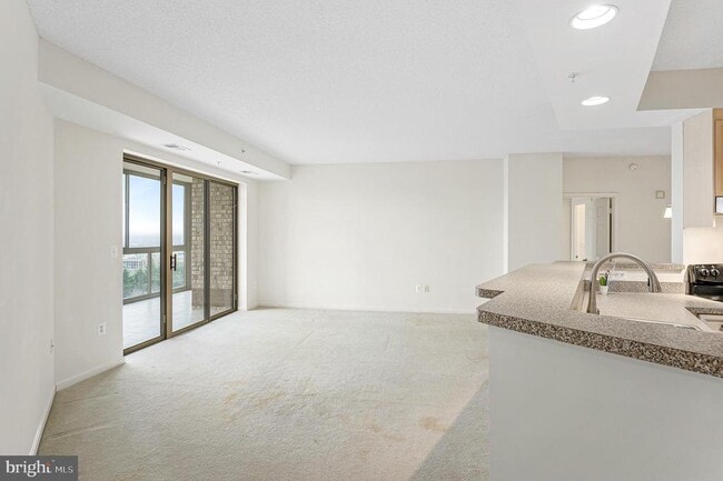 Building Photo - 19355 Cypress Ridge Terrace Unit 515