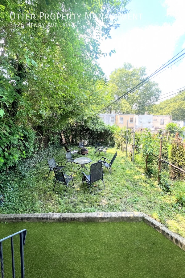 Photo - 3426 Henry Ave Unidad 1