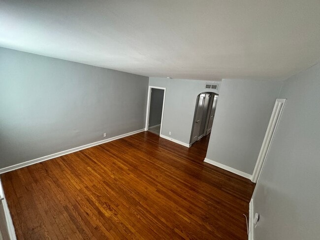 Photo - 521 E Tabor Rd Unit 1