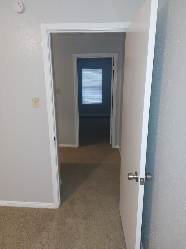 Photo - 1846 Hollister St Unidad 6