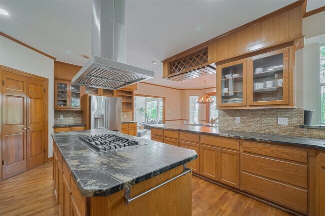 Building Photo - 1123 Horseshoe Dr