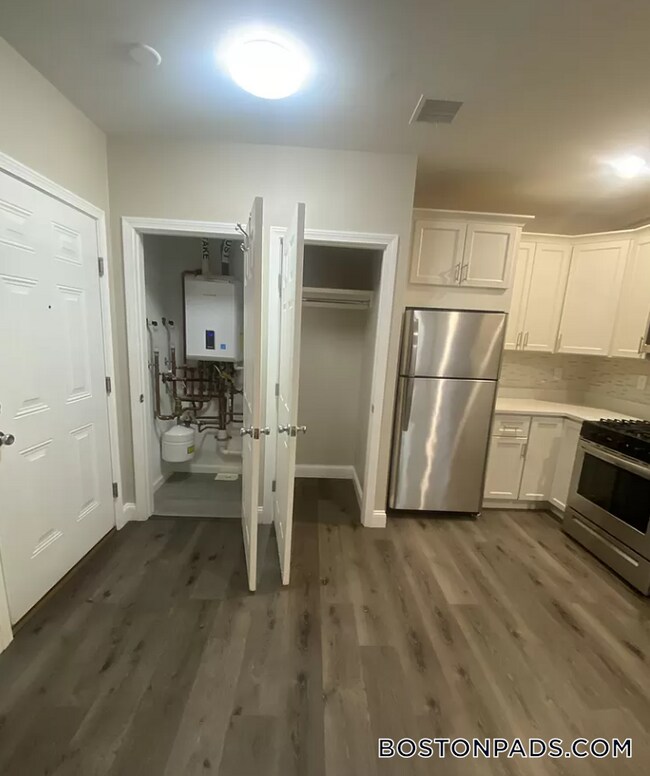 Photo - 191 N Common St Unit 202
