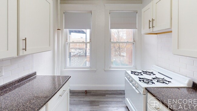 Building Photo - 1626 Commonwealth Ave Unit 6