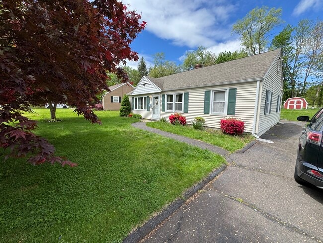 Photo - 74 Indian Hill Rd House