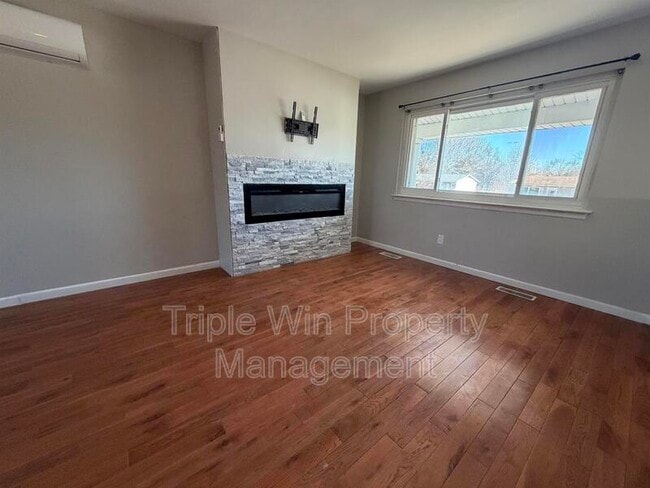 Photo - 5243 Ville Maria Ln