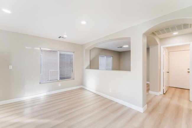 Photo - Modern Elegance Meets Spacious Comfort in a Unique Layout!