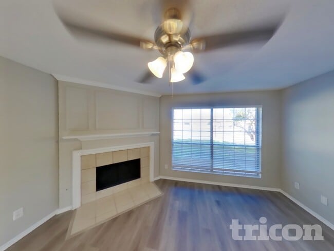 Photo - 3308 Steamboat Dr