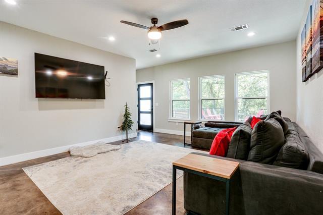 Photo - 265 Bentwood Dr