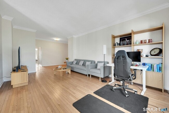 Photo - 44 Strawberry Hill Ave Unit 12F