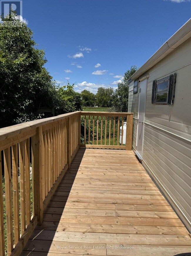 Photo - 1037 Arthur St