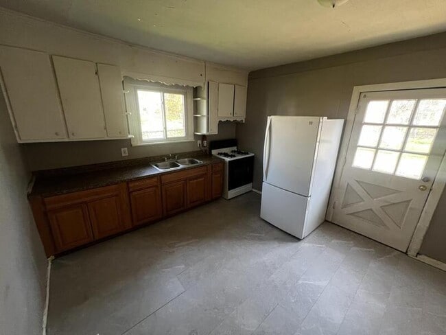 Photo - 76 Woodward St