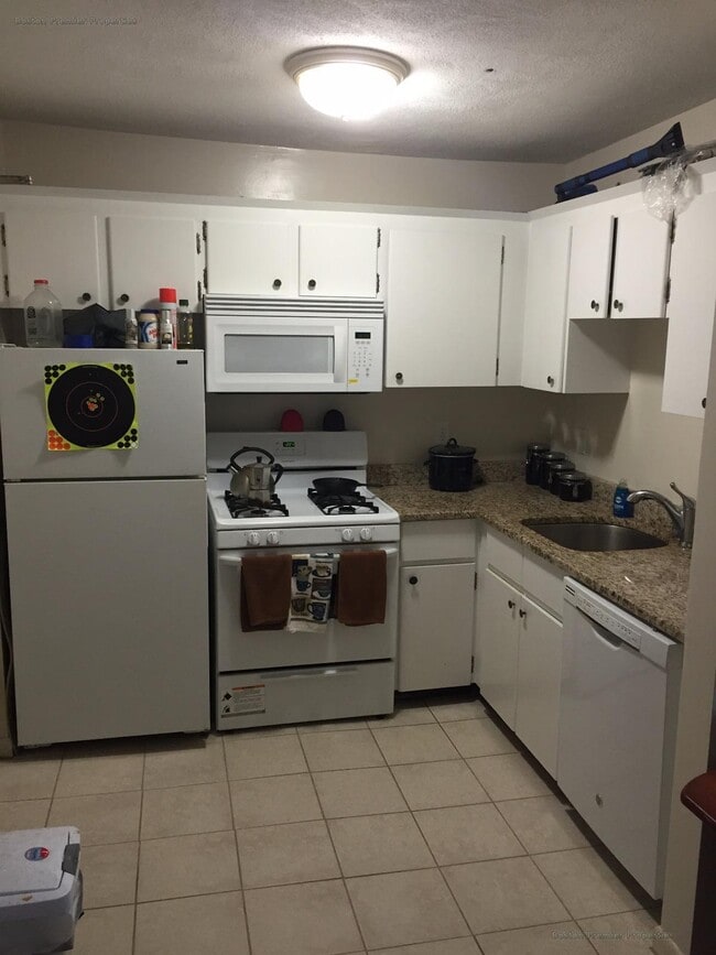 Photo - 220 Quincy Ave Unit 8