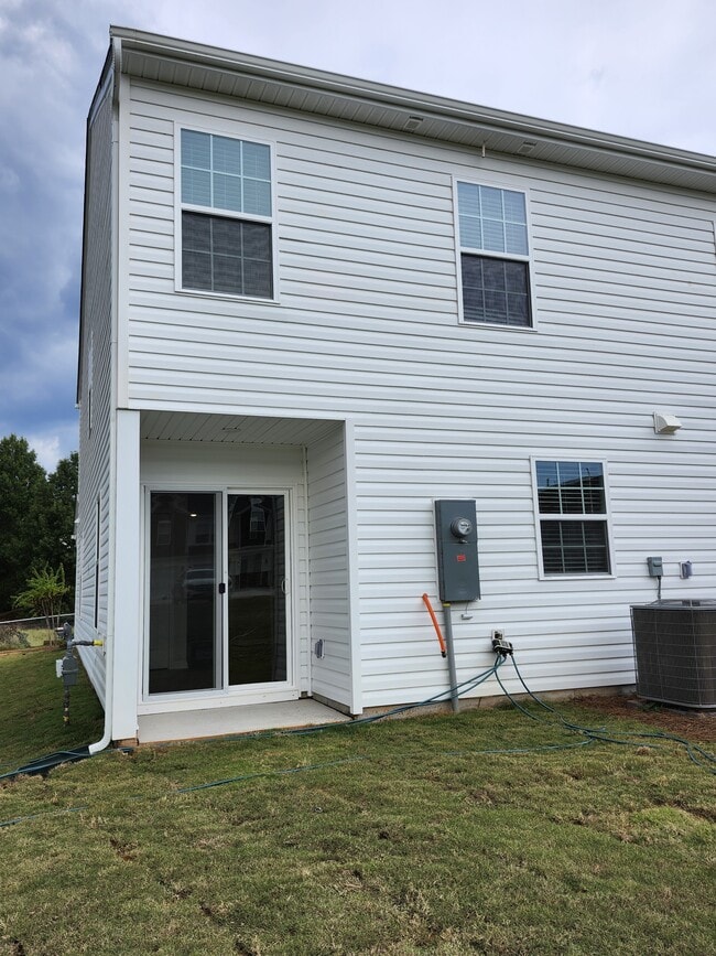 Photo - 708 Peyden Ln