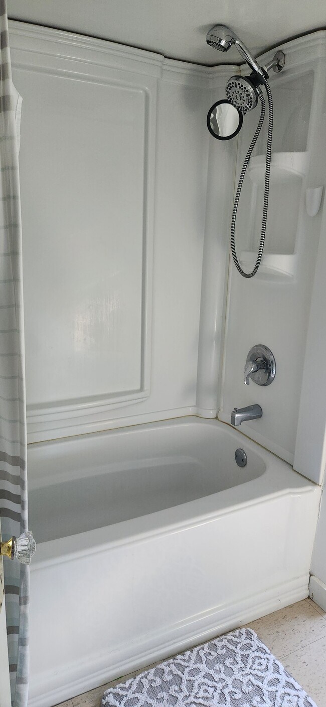 87 Seaview Ave Unit 2