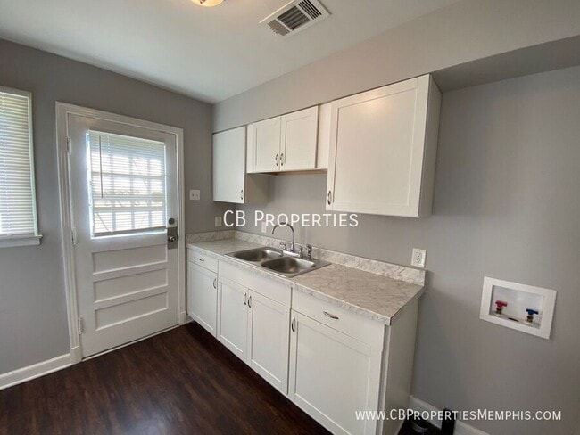 Photo - 1190 Inman Cove