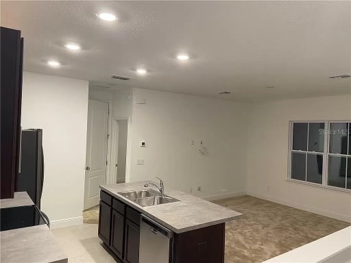 Photo - 7011 Arnoldson St