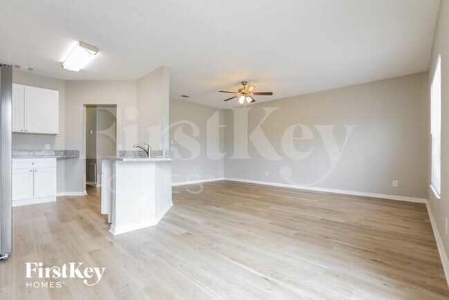 Photo - 1581 S Cranberry Blvd