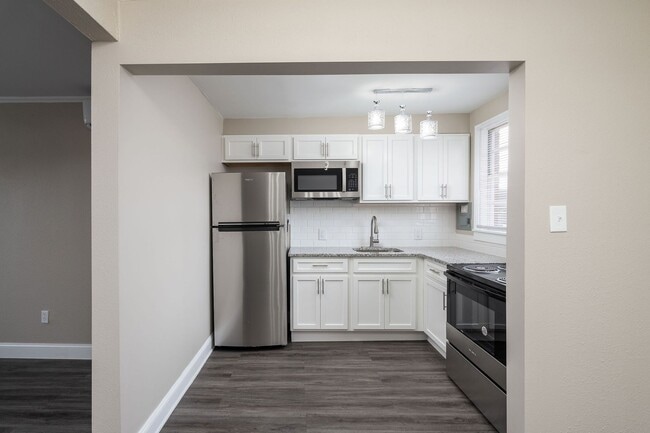 Photo - Legacy Apartments