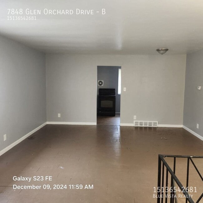 Building Photo - 7848 Glen Orchard Dr Unit B