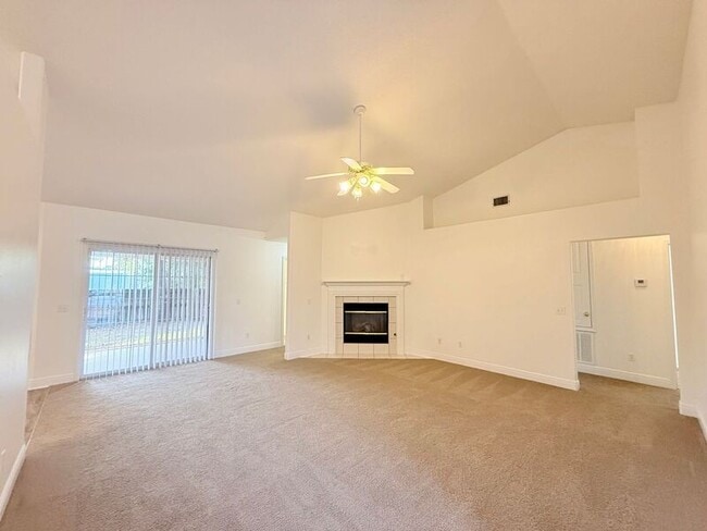 Photo - 7945 Amethyst Dr