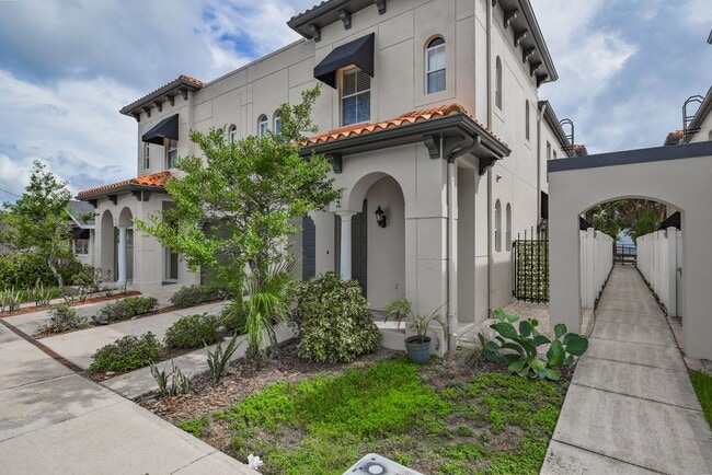 Photo - South Tampa 3 Bed / 2 Bath / 1 Car Garage ...