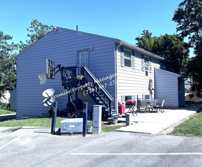 Photo - 453 McCleery St Unit 1