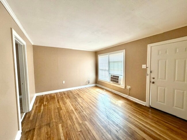 Photo - 3113 Wenz Ave