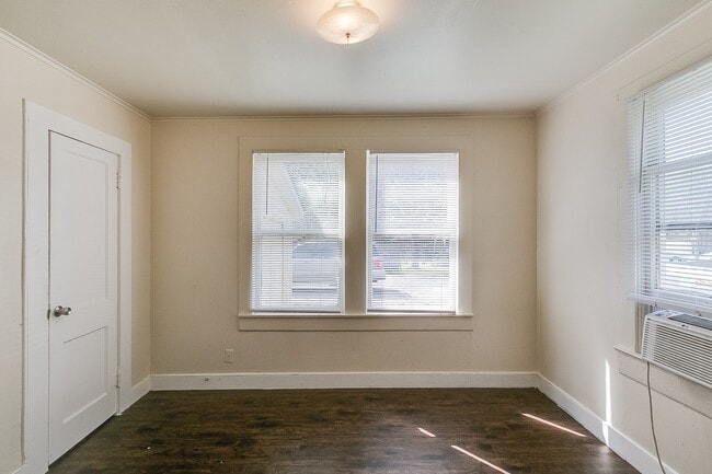 Building Photo - 8402 Brockton St