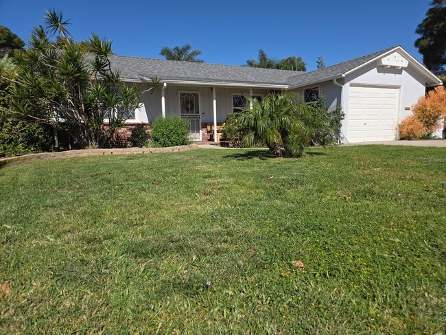 Photo - Mid-town Ventura 3 Bedroom 2 bath single level home