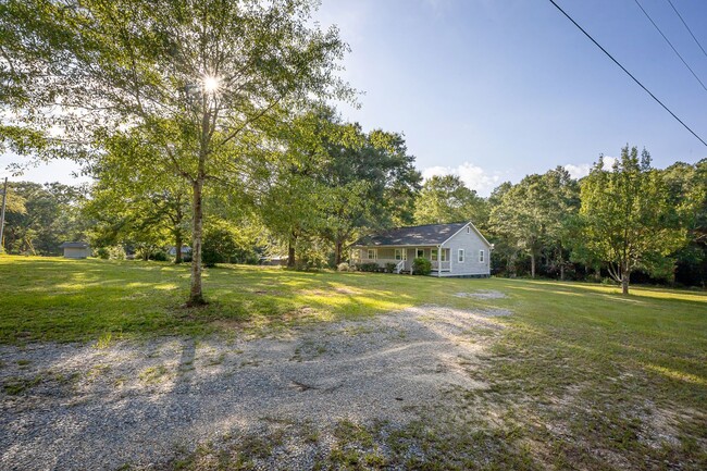 Photo - Peaceful Country Living on 2.4 Acres in Saucier